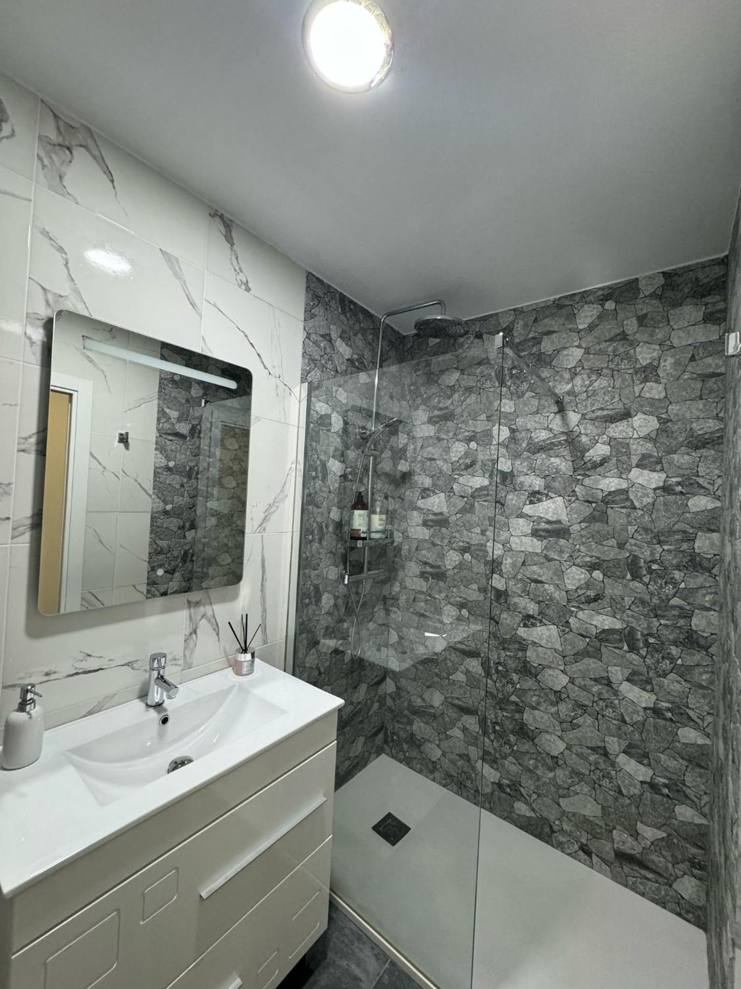 Appartement Piso Nuevo A 10 Minutos De San Sebastian à Lasarte Oria Extérieur photo